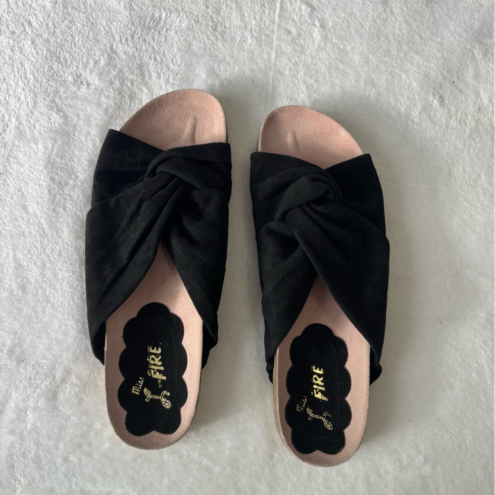 Women's Black Slide Sandals miss L fire size 41. New.